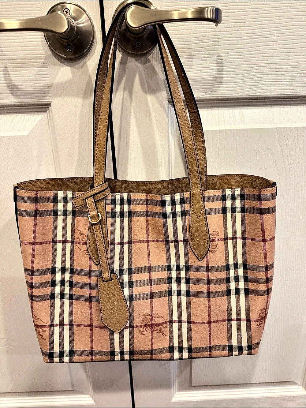 Burberry Medium Reversible Bloomsbury Tote Brown & Black